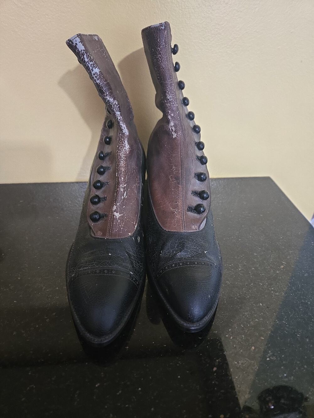 Antique Edwardian Queen Quality Women's Button Boots 1920s- Earlier Leather
